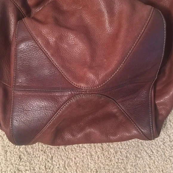 Liz Claiborne Elegant Brown Leather Tote Bag - Picture 6 of 6